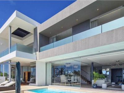 Sunset Villa in Camps Bay