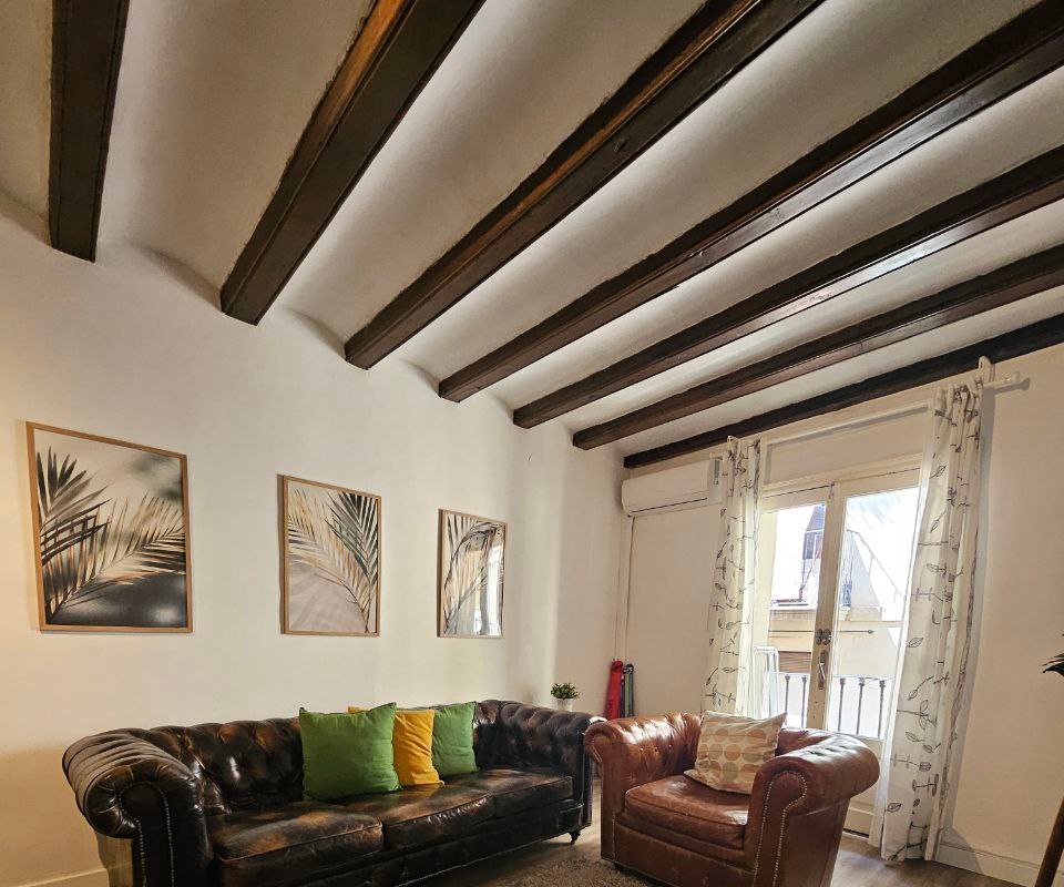 Family Flat Near Ramblas Barcelona 2 rooms