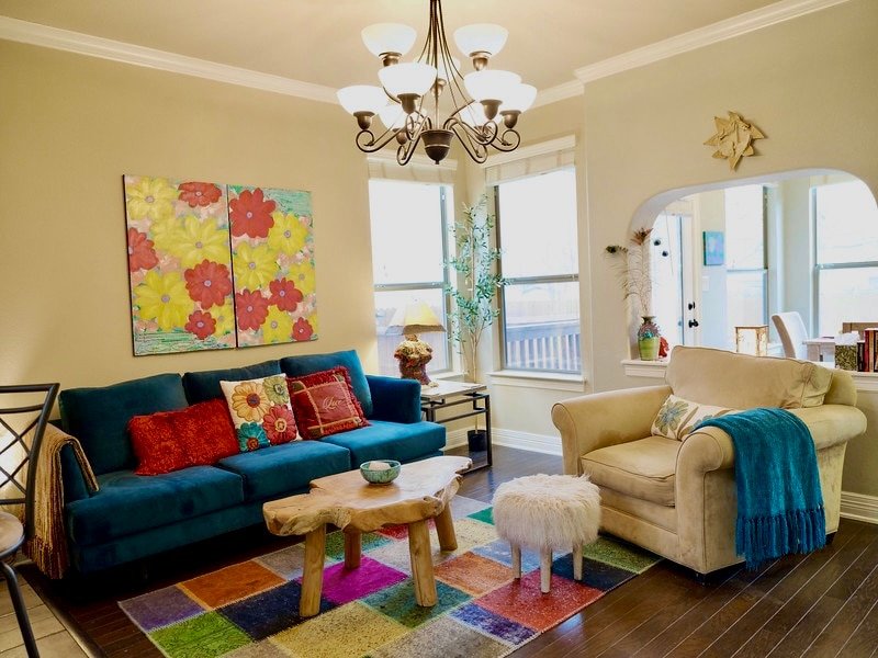 Artsy Haven in South Austin gallery image 3