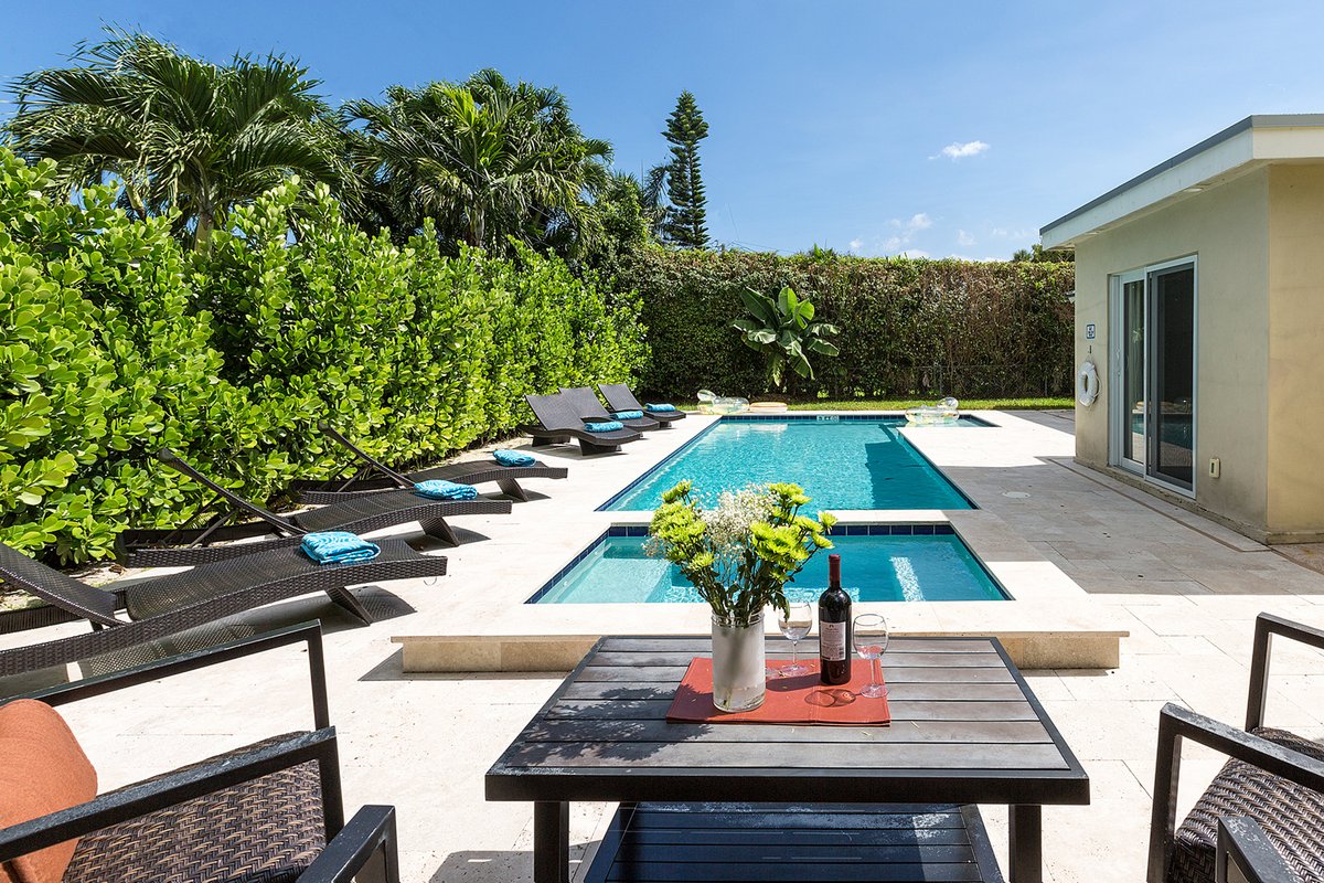 BeachResort Getaway-Heated Pool