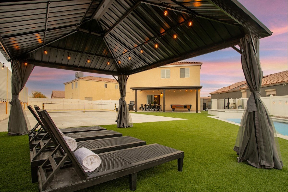 Pickleball Paradise: 6BR Home w/Pool+GameRoom Fun! gallery image 3