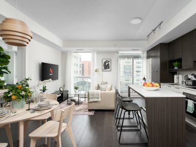 2BR 2BA Suite with Sofa Bed by Financial District