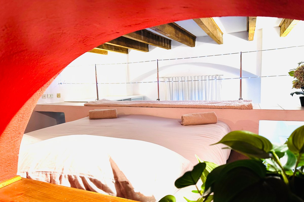 Cosy house in the heart of Navigli Center, Milan