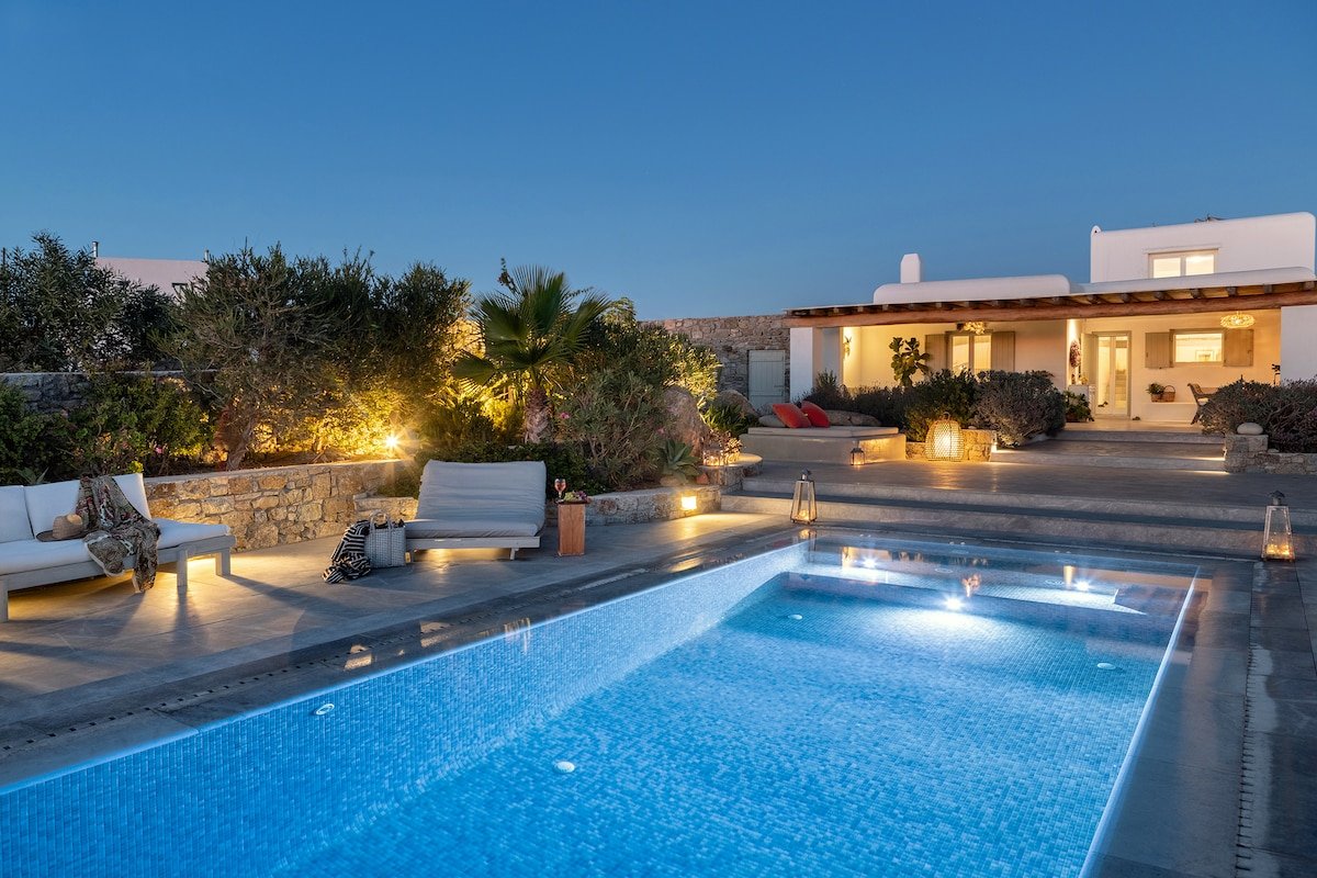 Villa Mykonian Ode Stunning Sunrise & Sunset Views gallery image 3