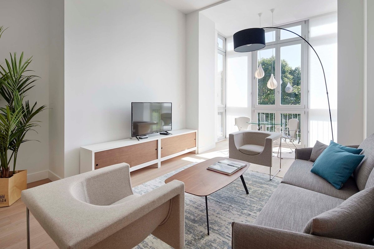 Moon River by FeelFree Rentals gallery image 3