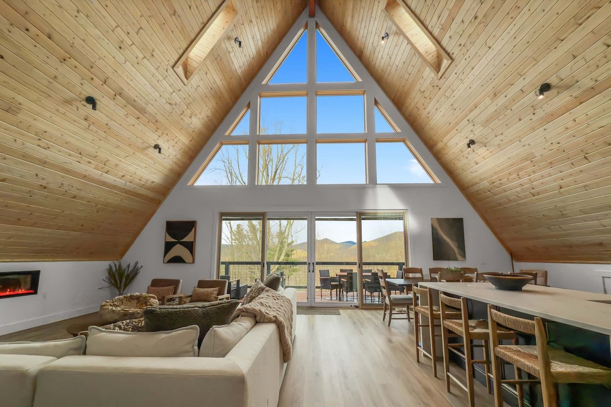 Modern A-Frame Cabin with Panoramic Views| Hot Tub gallery image 3