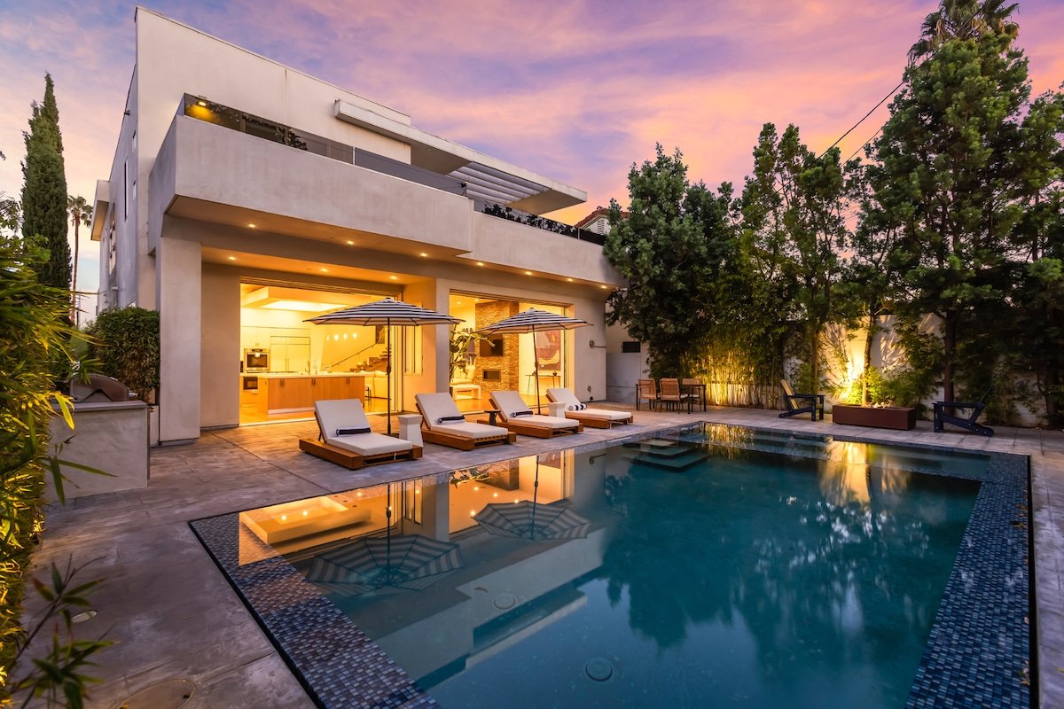 West Hollywood Haven: Pool, Chef’s Kitchen & More