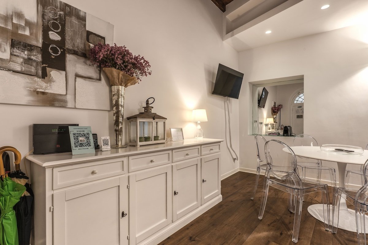 Beautiful Apt Camilla 30 mt from Piazza di Spagna gallery image 5