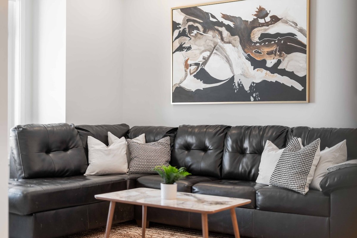 *NEW* Prestigious 5BED Home | 25MINS 2DT gallery image 4