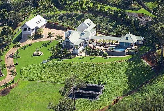 Pool, hot-tub, huge ocean view gallery image 3