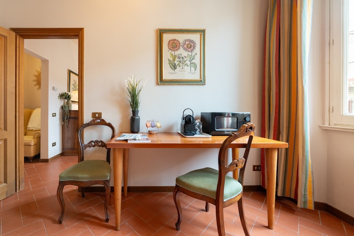 Antonella Elegant 3-Bedroom in Prime Location gallery image 4