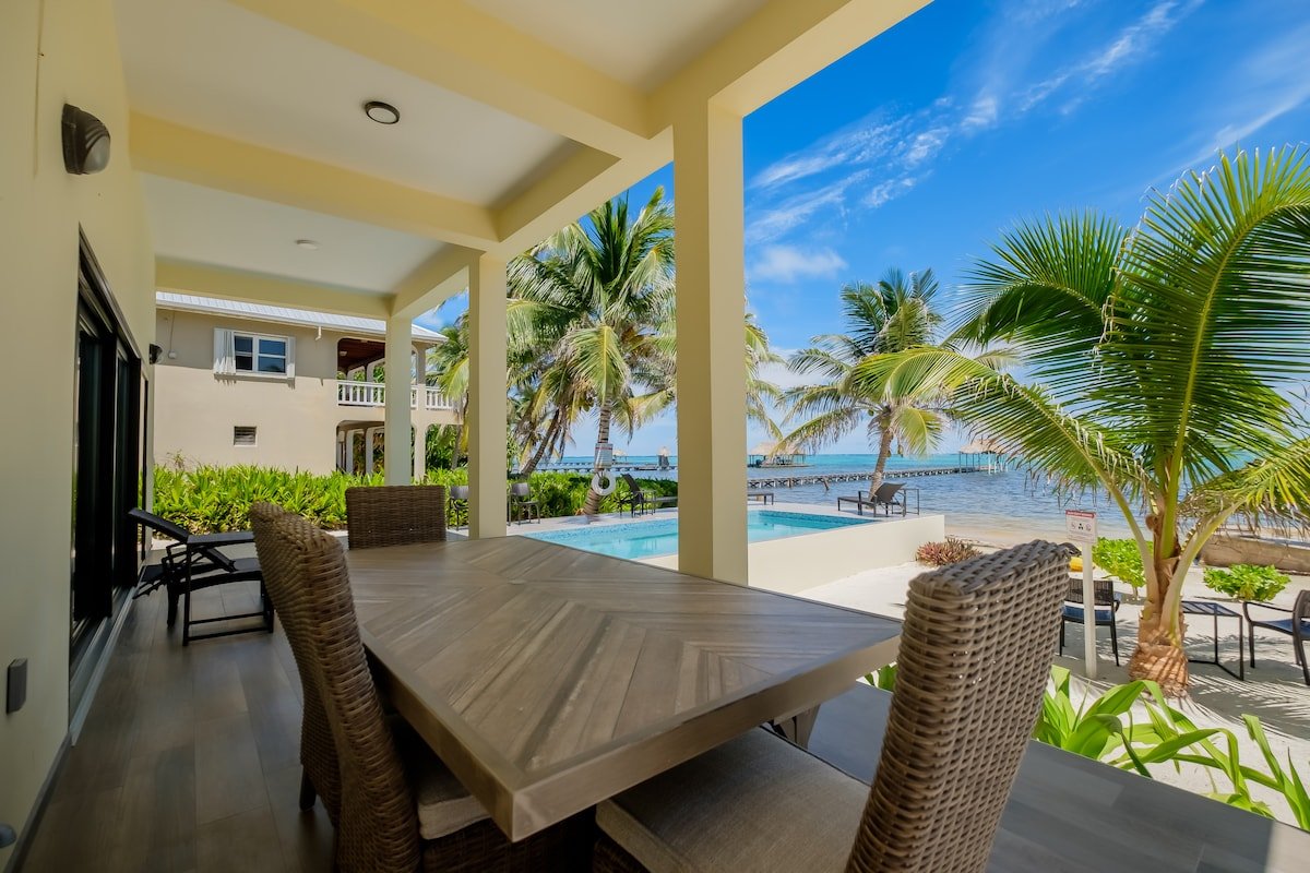 Discover Paradise at Beachfront Casa Paloma gallery image 5