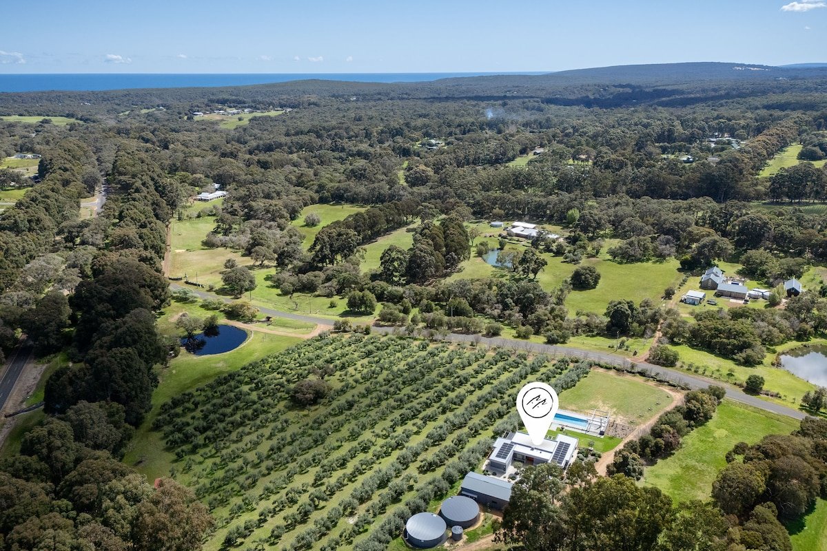 Ginahgulla Olive Estate I Private Properties gallery image 2