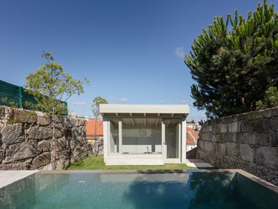 Spacious Duplex w/ private Garden & Swimming pool