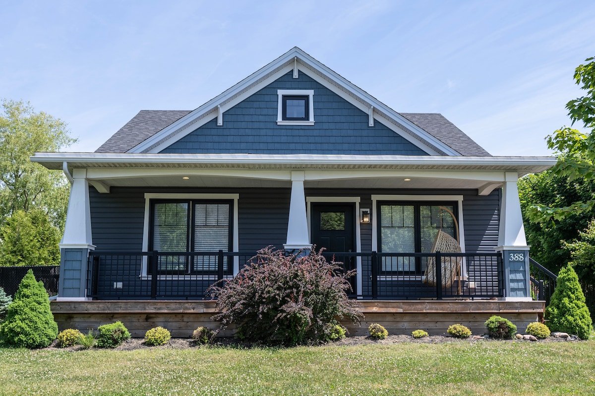 Hot Tub Under the Atlantic Stars Luxury 2 BR home gallery image 2