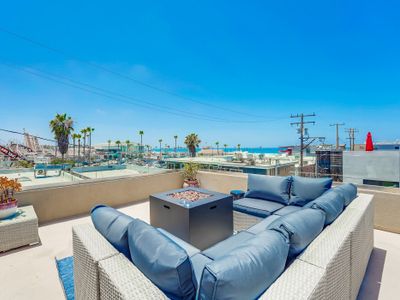 Island Sands Combo | 9BR Beach Home in Heart of MB