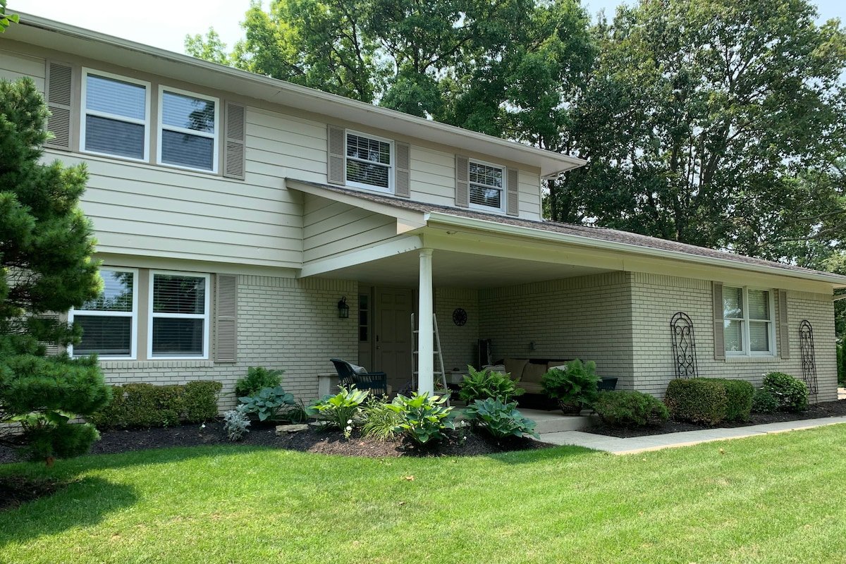 Newly renovated, spacious home in Central Columbus gallery image 2