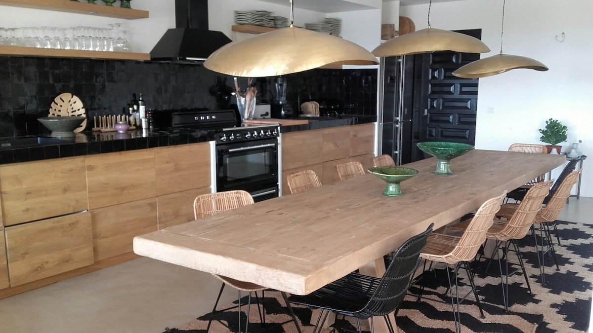 Begur incredible village house, pool, parking gallery image 4