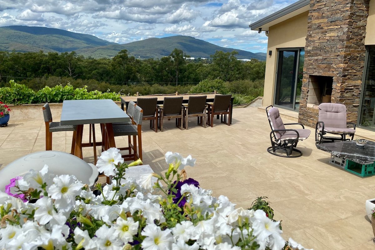 Country escape in the Yarra Valley gallery image 5