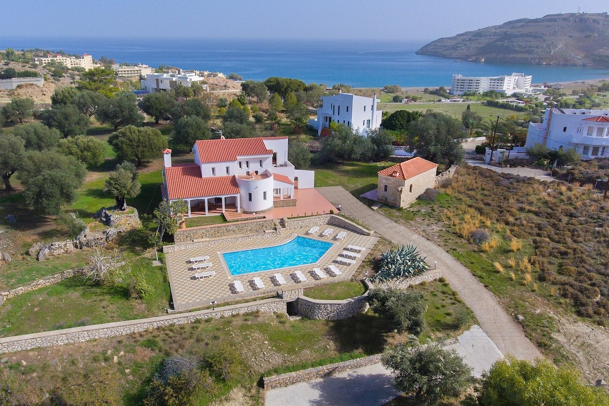 Villa Krokali in Lindos with swimming pool gallery image 5