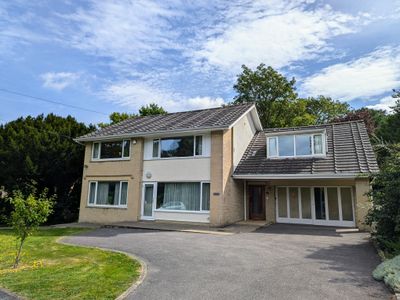 Large 5-bedroom home set in stunning grounds.