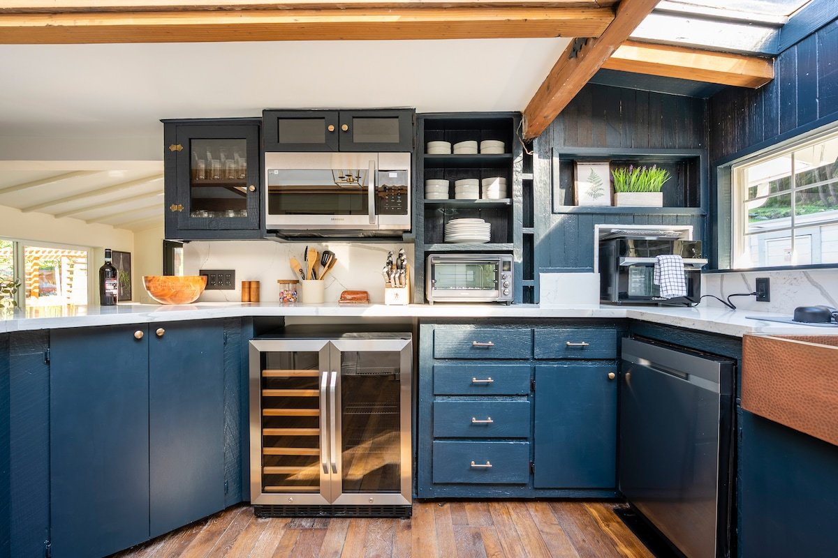 Private country estate – 10 minutes to the sand! gallery image 5