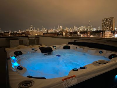 Luxury Penthouse w/ HOT TUB & Amazing Roof Deck