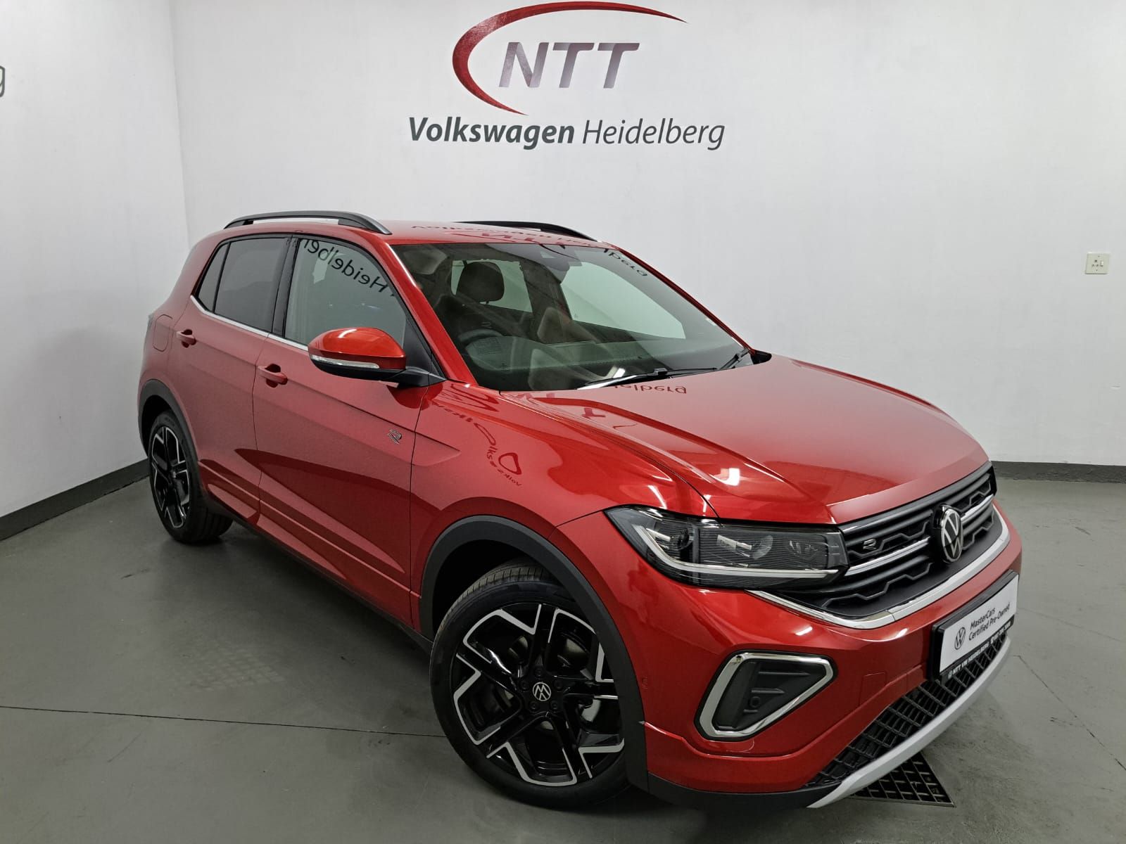 VOLKSWAGEN T-CROSS 1.0 TSI R-LINE DSG for Sale in South Africa