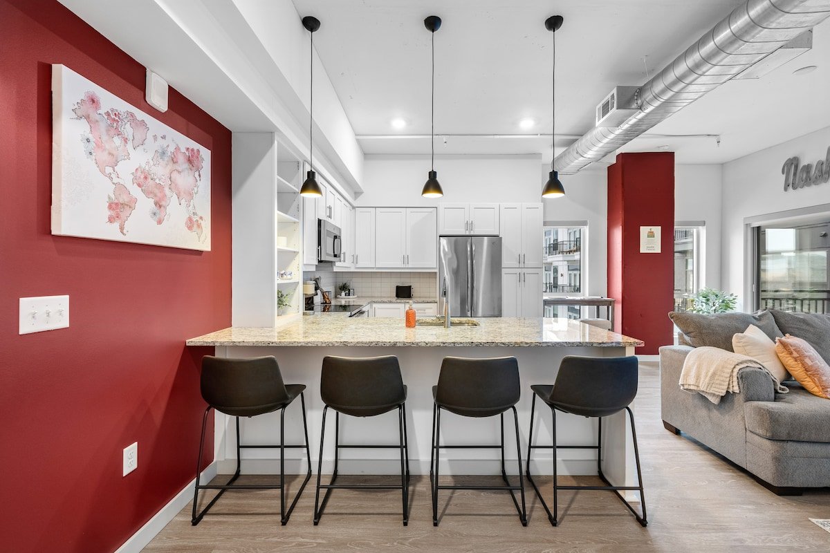 Nashville SoBro Getaway! gallery image 5