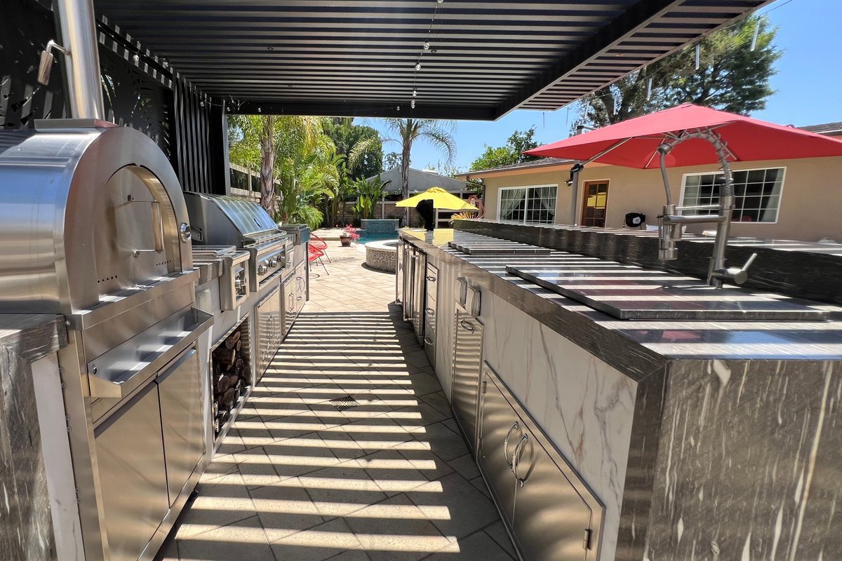 Fullbright ave, Chatsworth