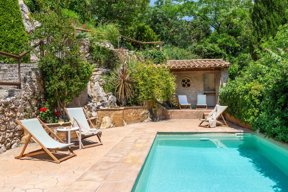 Luxury house 7 suites and views of the Cathedral gallery image 4