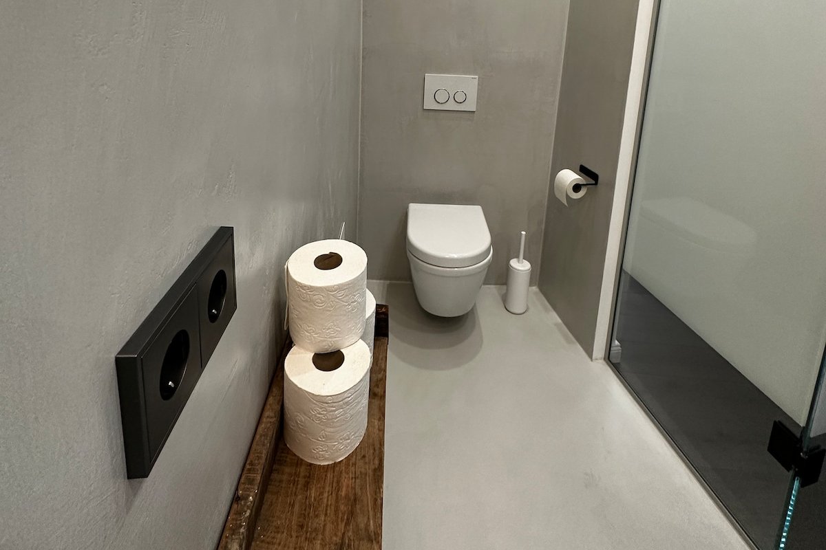 Sigmund FREUD – City Apartment Downtown Vienna gallery image 5