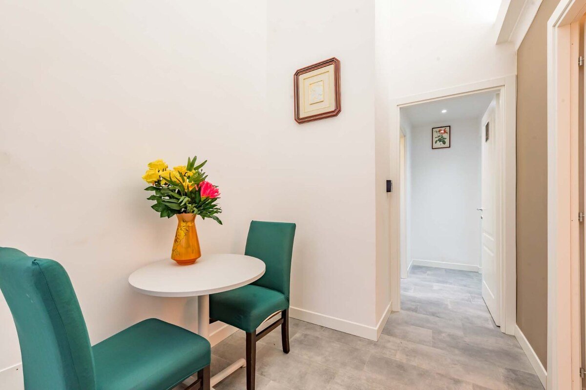 Eternal Residency gallery image 4