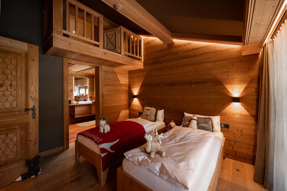 Chalet Falcon · Luxus & Privatsphäre in Lech gallery image 5