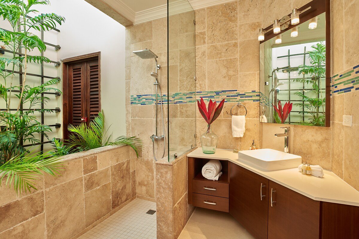 Breakaway gallery image 2