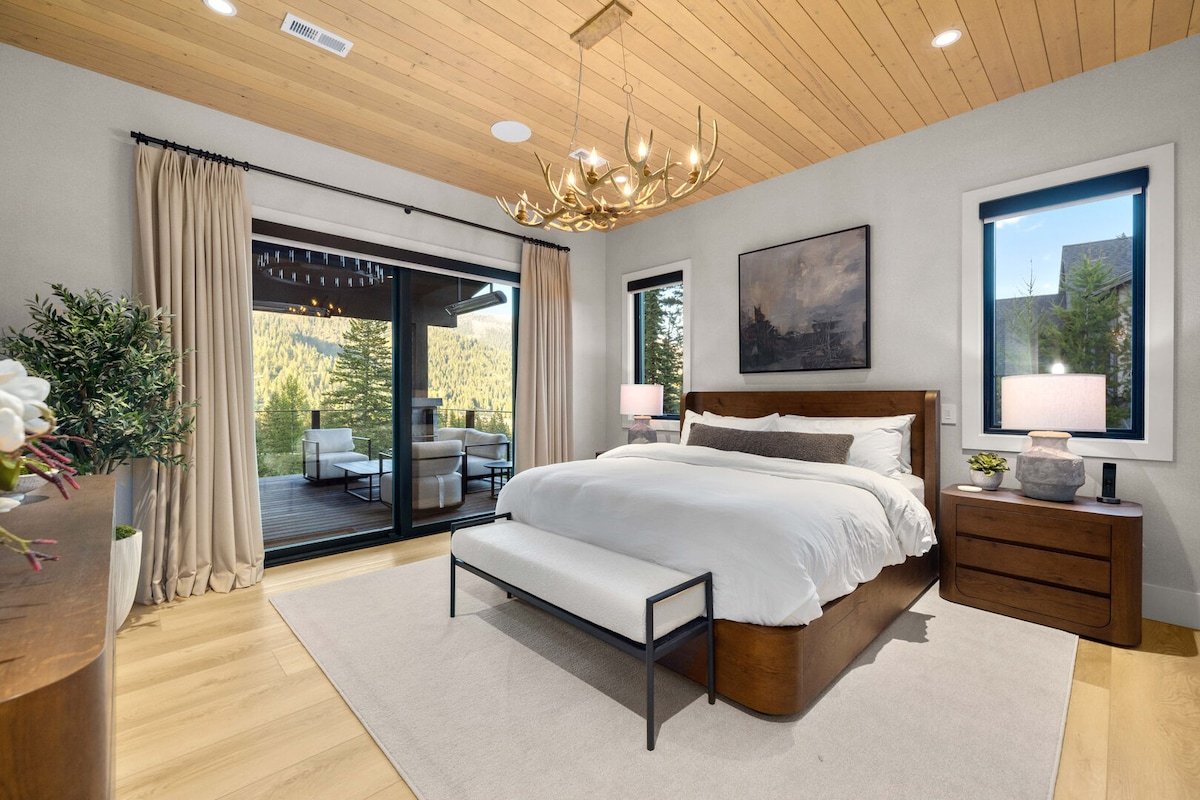 Whitefish Mountain luxury at its finest gallery image 2