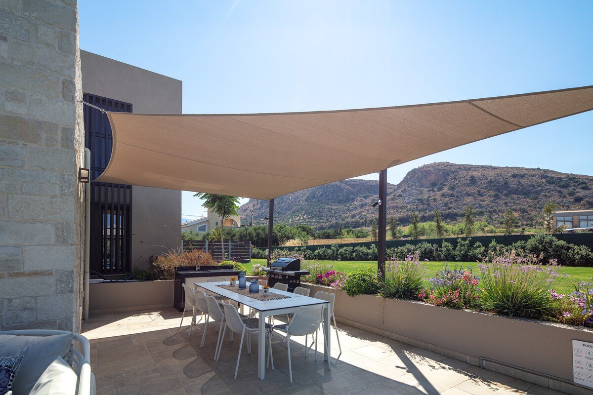 Iniada Villa II-A few meters away from sandy beach gallery image 5