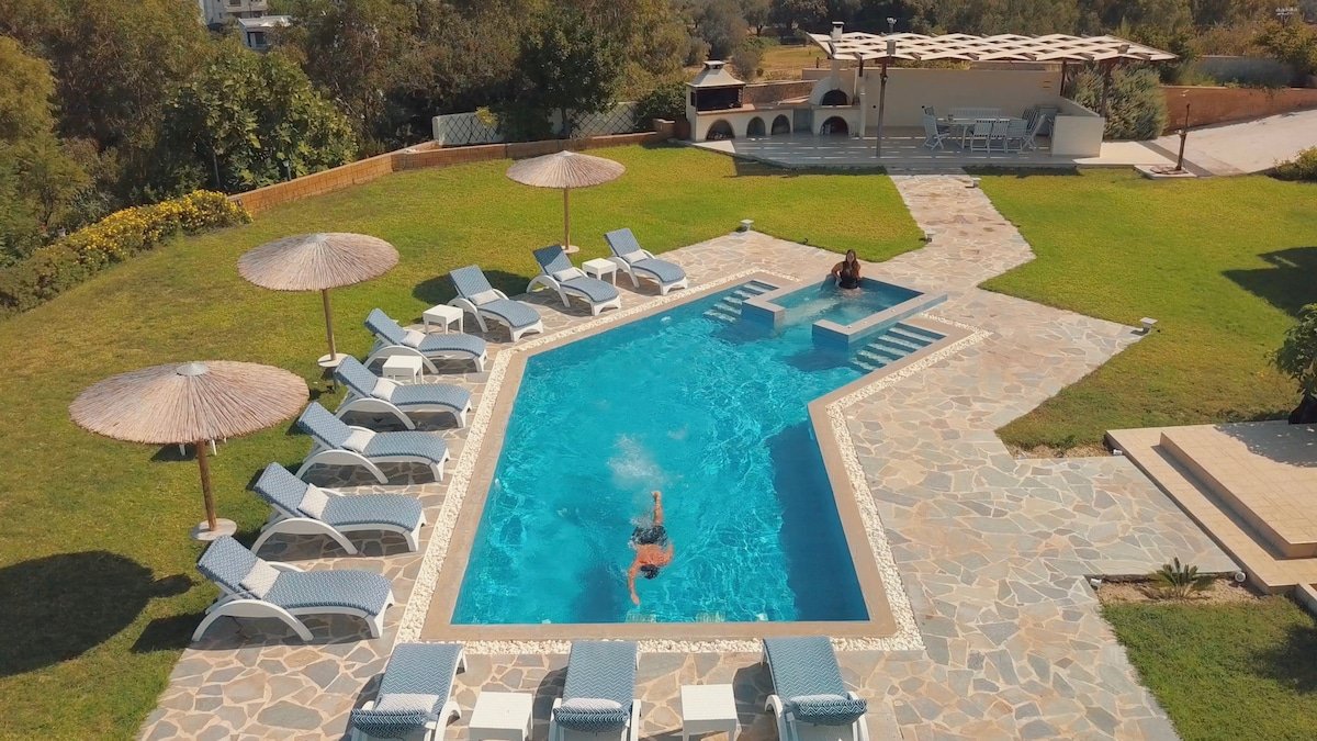 Villa Artemis gallery image 2