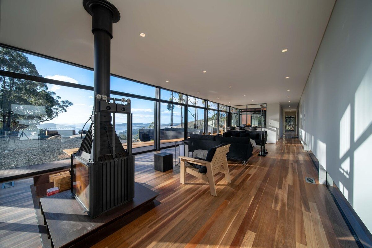 Mountain Top Snug, House Itas gallery image 4