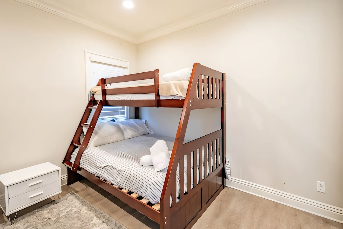 Luxury Two-Story Home with Pool gallery image 5