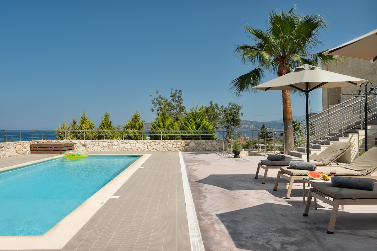 Elios Estate -up to 22 guests with heated pool gallery image 3