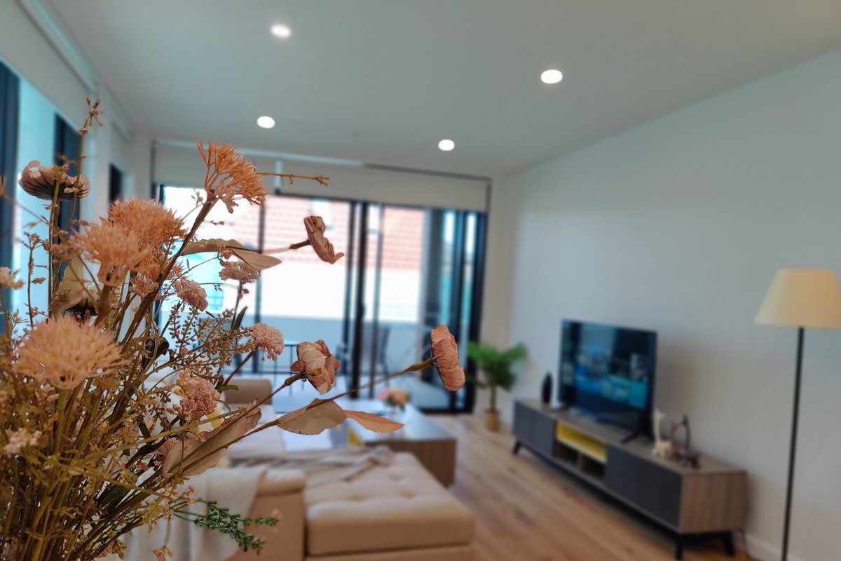 Prime location & High-end 2BR at Chatswood Place