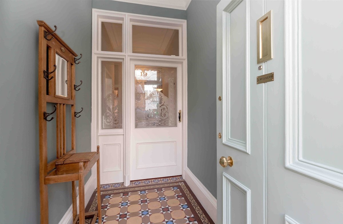 Cosy number 19 with private parking for three cars gallery image 3