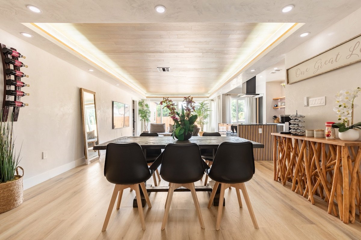 The Wind of Burbank gallery image 2