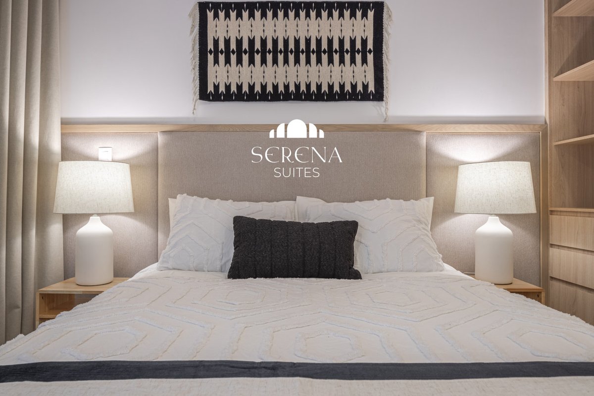 Elegant 3BR with Skydeck Pool in Central Condesa