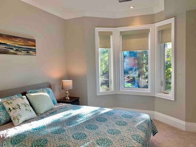 SpaciousTwo Bedrooms & Two Baths in Little Italy