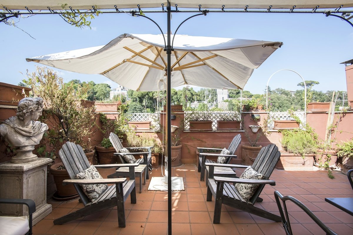 TreasureRome Spanish Steps Terrace 3br gallery image 2