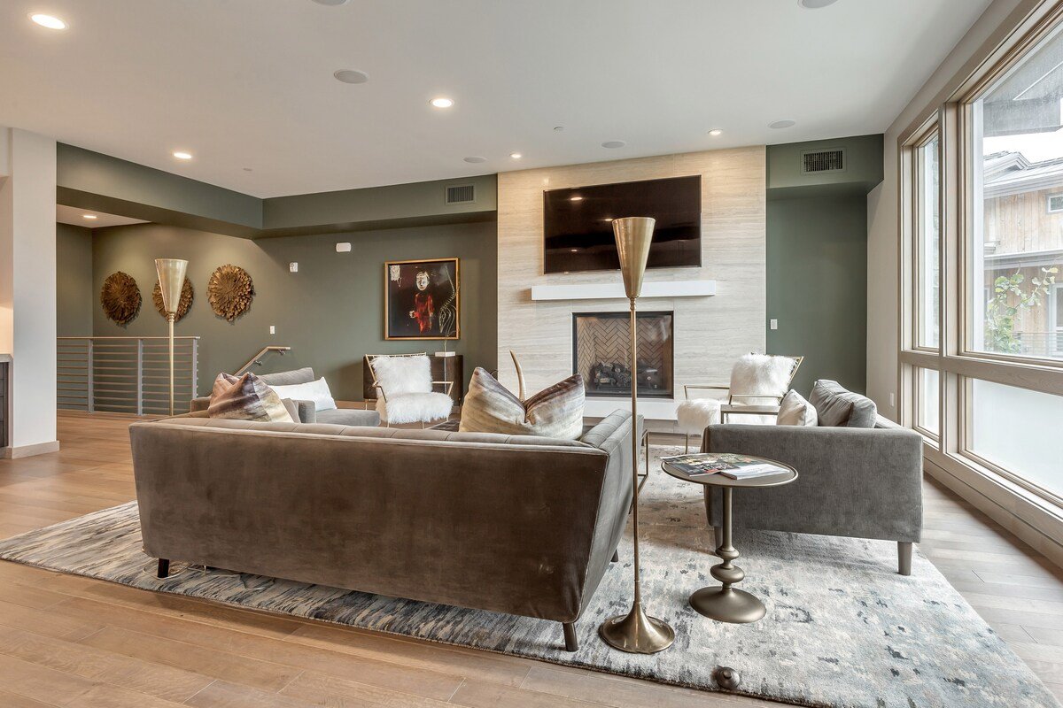 Stein Eriksen Residences Five Bedroom Penthouse gallery image 5