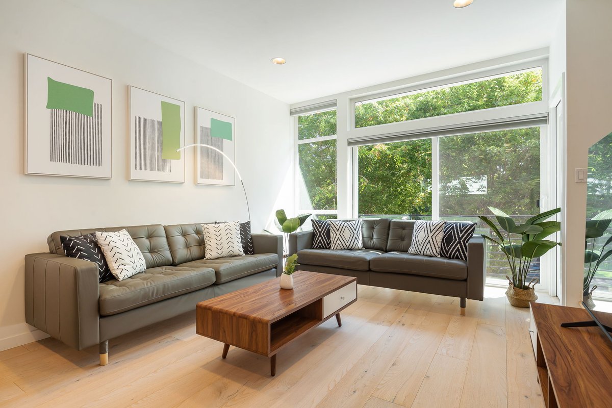 Walk to CapHill 4B/2.5B