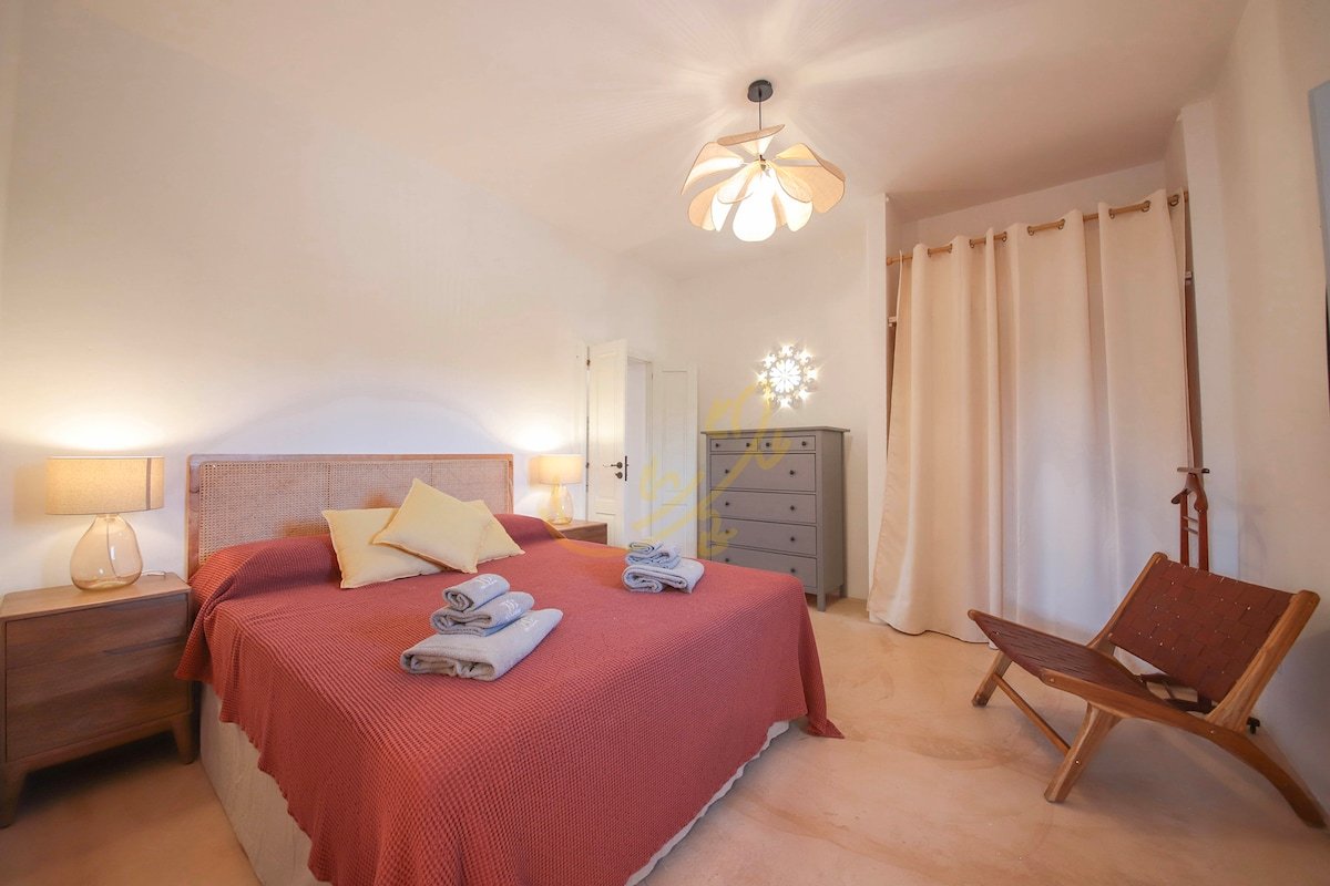 TD Trulli Chiara Tastefully Decorated with Pool gallery image 5